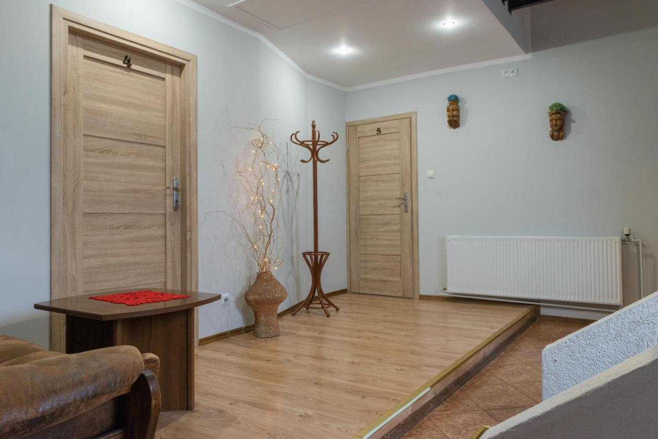 Noclegi U Fela Ustrzyki Dolne Exteriör bild
